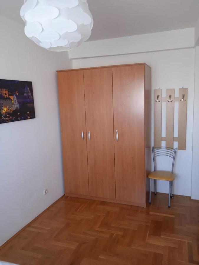 Apartment Luka With Balcony, Sea View And Free Parking Šibenik Exteriér fotografie